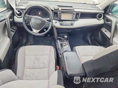 Zdjęcie 8 z 12 samochodu: 2018 TOYOTA RAV4 XLE VIN:2T3RFREV2JW845833 - miniatura