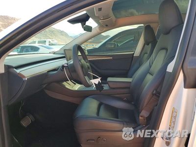 Zdjęcie 7 z 13 samochodu: 2023 TESLA MODEL Y VIN:7SAYGDEE7PF696395 - miniatura
