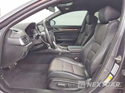 Zdjęcie 7 z 12 samochodu: 2020 HONDA ACCORD SPORT VIN:1HGCV1F31LA104731 - miniatura