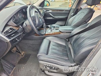 Zdjęcie 7 z 14 samochodu: 2015 BMW X5 XDRIVE35I VIN:5UXKR0C51F0P10876 - miniatura