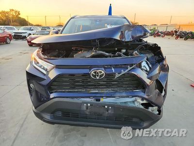 Piąte zdjęcie samochodu w środku: 2020 TOYOTA RAV4 XLE PREMIUM VIN:2T3C1RFV6LC041896 - miniatura