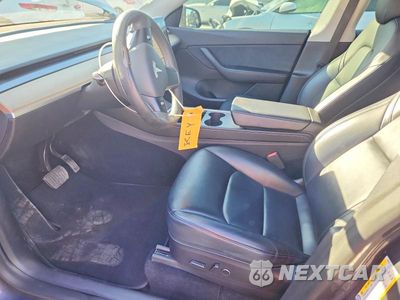 Zdjęcie 7 z 13 samochodu: 2021 TESLA MODEL Y VIN:5YJYGDEE5MF200938 - miniatura