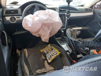 Zdjęcie 8 z 12 samochodu: 2012 VOLKSWAGEN PASSAT SE VIN:1VWBP7A34CC059249 - miniatura