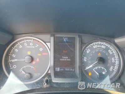 Zdjęcie 9 z 12 samochodu: 2017 TOYOTA TACOMA TRD OFF-ROAD VIN:5TFCZ5AN8HX099499 - miniatura
