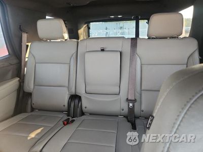 Zdjęcie 10 z 13 samochodu: 2021 CHEVROLET TAHOE K1500 Z71 VIN:1GNSKPKD2MR360584 - miniatura