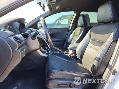 Zdjęcie 7 z 13 samochodu: 2017 HONDA ACCORD SPORT VIN:1HGCR2F53HA107374 - miniatura