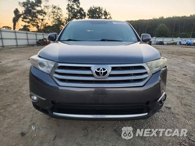 Piąte zdjęcie samochodu w środku: 2013 TOYOTA HIGHLANDER PLUS VIN:5TDBK3EH0DS204013 - miniatura