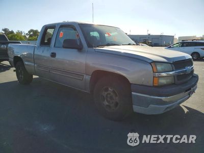 Czwarte zdjęcie samochodu z boku: 2003 CHEVROLET SILVERADO C1500 VIN:2GCEC19V031243804 - miniatura