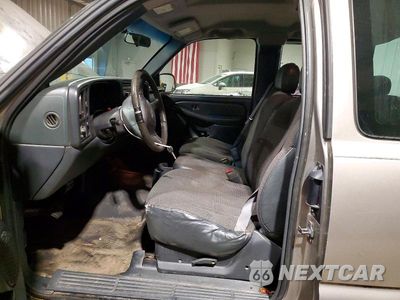 Zdjęcie 7 z 12 samochodu: 2001 CHEVROLET SILVERADO C1500 VIN:2GCEC19V511170703 - miniatura