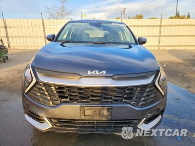 Piąte zdjęcie samochodu w środku: 2023 KIA SPORTAGE LX VIN:KNDPU3AF5P7117601 - miniatura