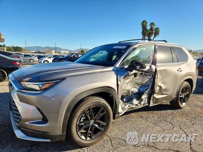 2026 TOYOTA GRAND HIGHLANDER HYBRID MAX PLATINUM 5TDADAB58TS037564 - główne zdjęcie licytacji z USA - miniatura