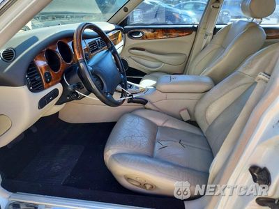 Zdjęcie 7 z 12 samochodu: 2000 JAGUAR XJR VIN:SAJDA15B6YMF10232 - miniatura