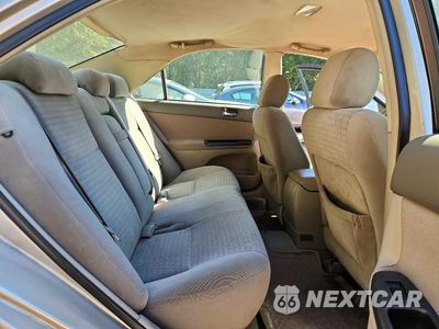 Zdjęcie 10 z 12 samochodu: 2005 TOYOTA CAMRY STANDARD VIN:4T1BE32K15U599612 - miniatura