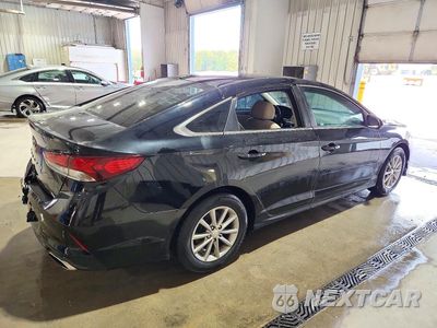 Trzecie zdjęcie samochodu z tyłu: 2018 HYUNDAI SONATA SE VIN:5NPE24AF0JH640904 - miniatura