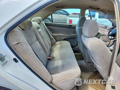 Zdjęcie 10 z 12 samochodu: 2002 TOYOTA CAMRY LE V6 VIN:JTDBF32KX20021612 - miniatura