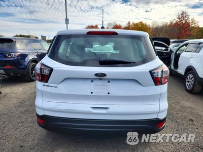 Zdjęcie 6 z 13 samochodu: 2017 FORD ESCAPE S VIN:1FMCU0F75HUC83193 - miniatura