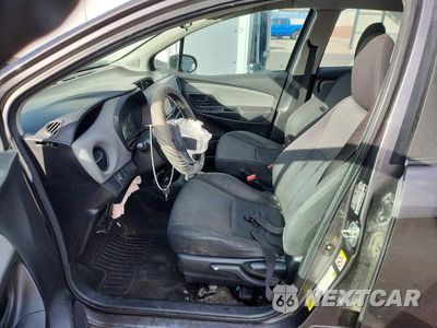 Zdjęcie 7 z 12 samochodu: 2015 TOYOTA YARIS 5-DOOR L VIN:VNKKTUD32FA032129 - miniatura