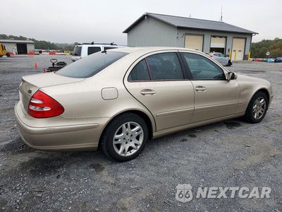 Trzecie zdjęcie samochodu z tyłu: 2003 MERCEDES-BENZ E 320 VIN:WDBUF65J63A099439 - miniatura