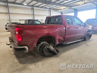 Trzecie zdjęcie samochodu z tyłu: 2020 CHEVROLET SILVERADO K1500 LT VIN:1GCRYDEDXLZ118916 - miniatura