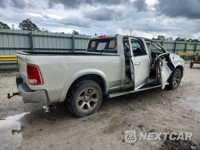 Trzecie zdjęcie samochodu z tyłu: 2017 RAM 1500 LARAMIE VIN:1C6RR6VT9HS655185 - miniatura