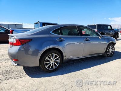 Trzecie zdjęcie samochodu z tyłu: 2017 LEXUS ES 300H VIN:JTHBW1GG9H2134892 - miniatura