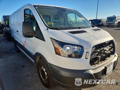 Czwarte zdjęcie samochodu z boku: 2017 FORD TRANSIT 150 DELIVERY VAN VIN:1FTYE1ZMXHKA77474 - miniatura