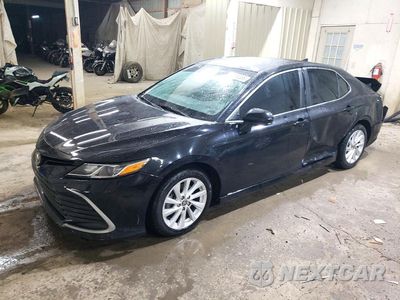 2021 TOYOTA CAMRY LE 4T1C11AKXMU458459 - główne zdjęcie licytacji z USA - miniatura