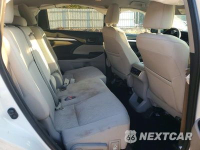 Zdjęcie 11 z 14 samochodu: 2016 TOYOTA HIGHLANDER LE VIN:5TDZKRFH8GS170147 - miniatura