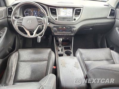 Zdjęcie 8 z 13 samochodu: 2018 HYUNDAI TUCSON SEL PLUS VIN:KM8J3CA49JU614257 - miniatura
