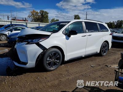 2026 TOYOTA SIENNA XSE 5TDXSKFC0TS278467 - główne zdjęcie licytacji z USA - miniatura