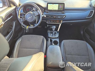 Zdjęcie 8 z 13 samochodu: 2022 KIA SELTOS S VIN:KNDEU2AA1N7260631 - miniatura