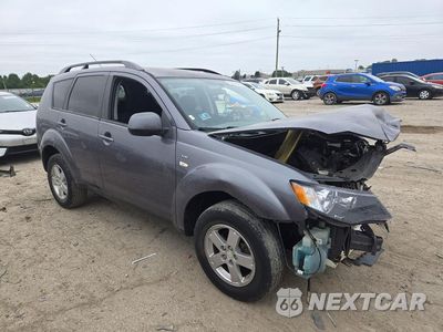 Czwarte zdjęcie samochodu z boku: 2008 MITSUBISHI OUTLANDER LS VIN:JA4MS31X38Z017529 - miniatura
