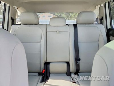 Zdjęcie 10 z 13 samochodu: 2019 VOLKSWAGEN TIGUAN SE VIN:3VV2B7AX4KM050862 - miniatura