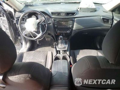 Zdjęcie 8 z 14 samochodu: 2019 NISSAN ROGUE SV VIN:JN8AT2MV0KW385531 - miniatura