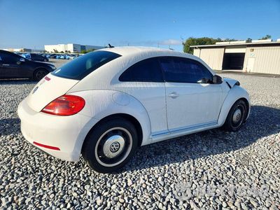 Trzecie zdjęcie samochodu z tyłu: 2013 VOLKSWAGEN BEETLE VIN:3VWJX7AT2DM606966 - miniatura