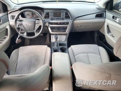 Zdjęcie 8 z 12 samochodu: 2016 HYUNDAI SONATA HYBRID SE VIN:KMHE24L1XGA015889 - miniatura