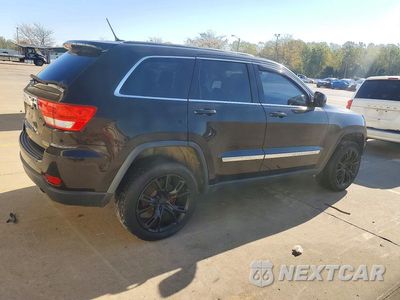Trzecie zdjęcie samochodu z tyłu: 2013 JEEP GRAND CHEROKEE LAREDO VIN:1C4RJEAG2DC597654 - miniatura