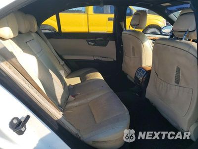 Zdjęcie 10 z 12 samochodu: 2009 MERCEDES-BENZ S 550 VIN:WDDNG71XX9A277953 - miniatura