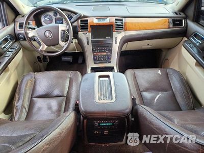 Zdjęcie 8 z 13 samochodu: 2011 CADILLAC ESCALADE PLATINUM HYBRID VIN:1GYS4FEJXBR124819 - miniatura