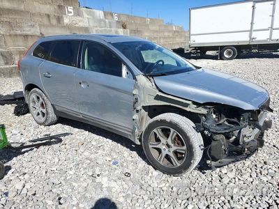 Czwarte zdjęcie samochodu z boku: 2011 VOLVO XC60 T6 VIN:YV4902DZ5B2170869 - miniatura
