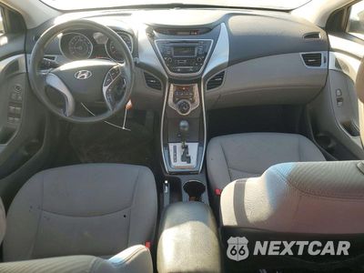 Zdjęcie 8 z 12 samochodu: 2013 HYUNDAI ELANTRA GLS VIN:KMHDH4AE6DU903629 - miniatura