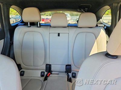 Zdjęcie 10 z 14 samochodu: 2021 BMW X1 SDRIVE28I VIN:WBXJG7C04M5U17850 - miniatura