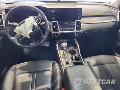 Zdjęcie 8 z 13 samochodu: 2021 KIA SORENTO SX VIN:5XYRKDLF1MG024686 - miniatura