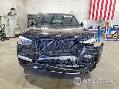 Piąte zdjęcie samochodu w środku: 2018 BMW X3 XDRIVE30I VIN:5UXTR9C51JLD66095 - miniatura