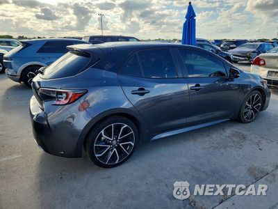 Trzecie zdjęcie samochodu z tyłu: 2022 TOYOTA COROLLA XSE VIN:JTNC4MBE4N3159963 - miniatura