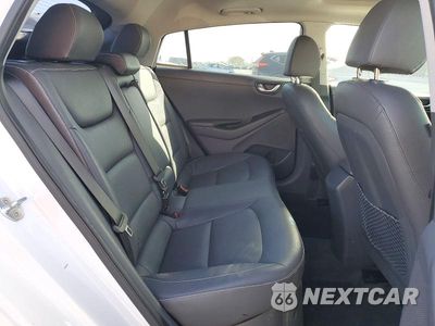 Zdjęcie 10 z 12 samochodu: 2017 HYUNDAI IONIQ LIMITED VIN:KMHC85LC5HU051745 - miniatura