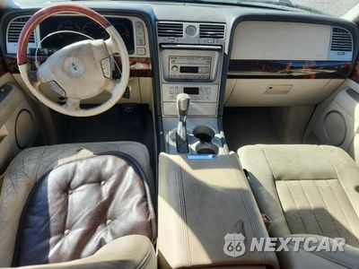 Zdjęcie 8 z 13 samochodu: 2003 LINCOLN NAVIGATOR VIN:5LMFU27R53LJ47165 - miniatura