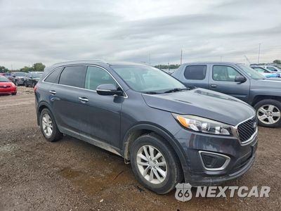 Czwarte zdjęcie samochodu z boku: 2017 KIA SORENTO LX VIN:5XYPG4A34HG192796 - miniatura