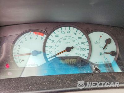 Zdjęcie 9 z 12 samochodu: 2003 TOYOTA COROLLA LE VIN:JTDBR32E930039926 - miniatura
