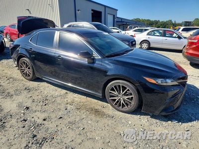 Czwarte zdjęcie samochodu z boku: 2022 TOYOTA CAMRY SE VIN:4T1G11AK2NU644757 - miniatura